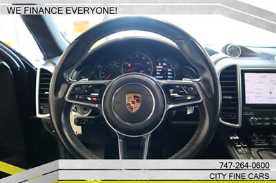 2017 Porsche Cayenne - Photo 18 - Panorama City, CA 91402