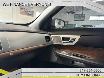 2013 Jaguar XF 2.0T   - Photo 26 - Panorama City, CA 91402