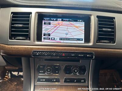 2013 Jaguar XF 2.0T   - Photo 21 - Panorama City, CA 91402