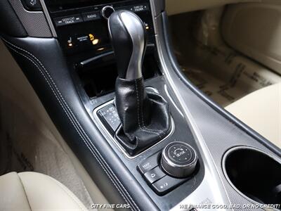 2015 INFINITI Q50 Premium   - Photo 24 - Panorama City, CA 91402