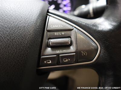 2015 INFINITI Q50 Premium   - Photo 18 - Panorama City, CA 91402