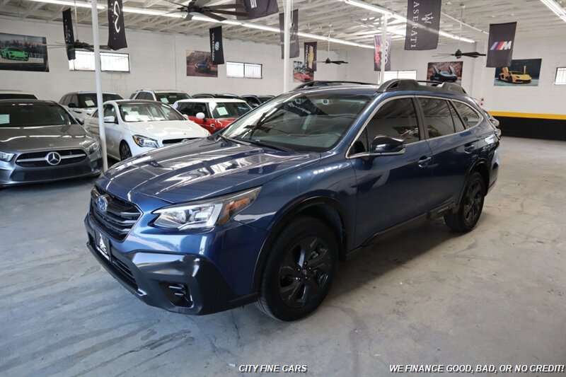 2022 Subaru Outback Onyx Edition XT - Photo 2 - Panorama City, CA 91402