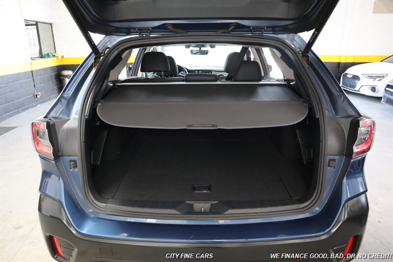 2022 Subaru Outback Onyx Edition XT - Photo 25 - Panorama City, CA 91402