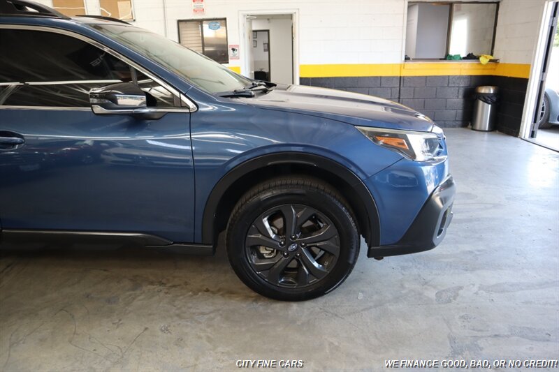 2022 Subaru Outback Onyx Edition XT - Photo 12 - Panorama City, CA 91402
