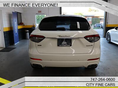 2021 Maserati Levante S - Photo 9 - Panorama City, CA 91402