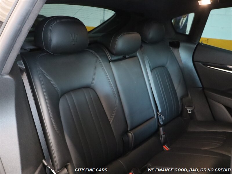 2021 Maserati Levante S - Photo 33 - Panorama City, CA 91402