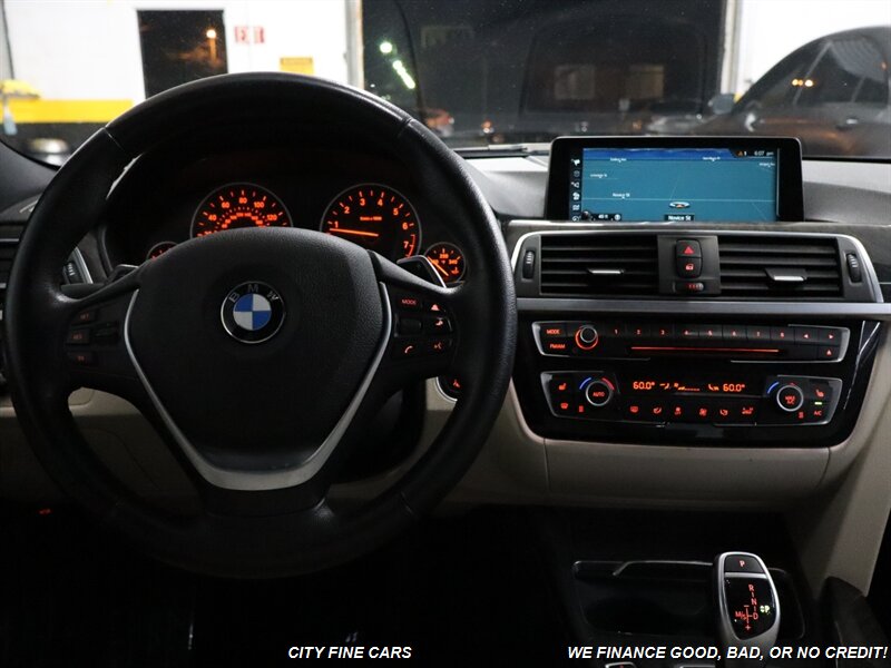 2017 BMW 3 Series 330i photo 15