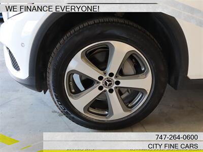 2018 Mercedes-Benz GLC GLC 300 4MATIC   - Photo 4 - Panorama City, CA 91402