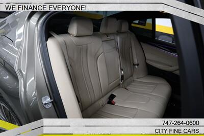 2018 BMW 540i   - Photo 30 - Panorama City, CA 91402