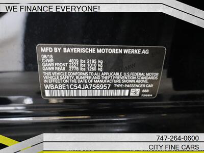 2018 BMW 330e iPerformance   - Photo 34 - Panorama City, CA 91402