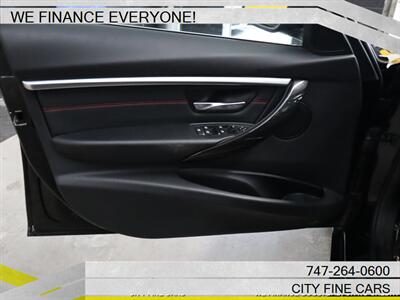 2018 BMW 330e iPerformance   - Photo 17 - Panorama City, CA 91402