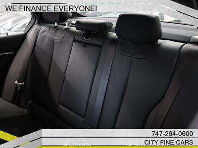 2018 BMW 330e iPerformance   - Photo 29 - Panorama City, CA 91402