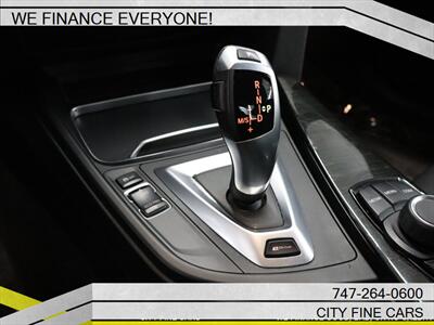 2018 BMW 330e iPerformance   - Photo 25 - Panorama City, CA 91402