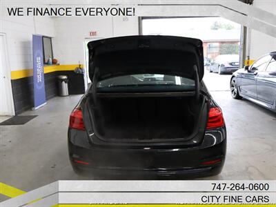 2018 BMW 330e iPerformance   - Photo 31 - Panorama City, CA 91402