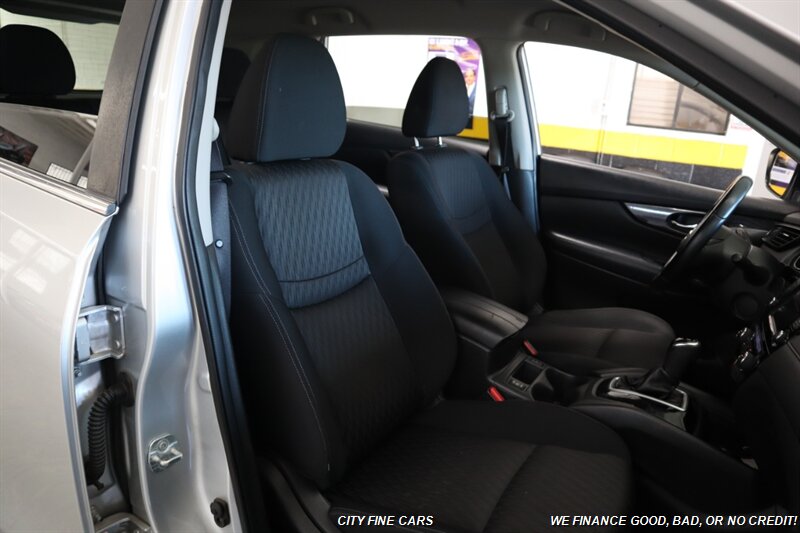 2018 Nissan Rogue SV - Photo 29 - Panorama City, CA 91402
