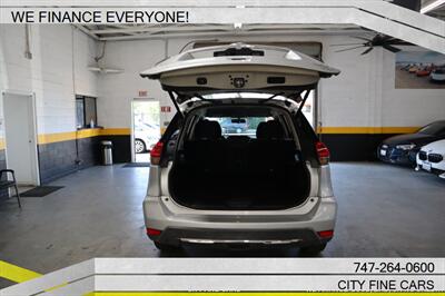 2018 Nissan Rogue SV - Photo 27 - Panorama City, CA 91402