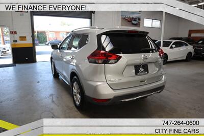 2018 Nissan Rogue SV - Photo 7 - Panorama City, CA 91402