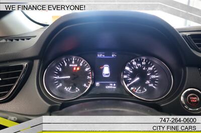 2018 Nissan Rogue SV - Photo 18 - Panorama City, CA 91402
