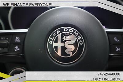 2020 Alfa Romeo Stelvio - Photo 19 - Panorama City, CA 91402