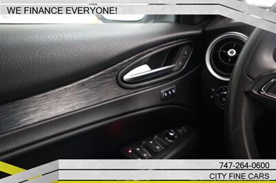 2020 Alfa Romeo Stelvio - Photo 25 - Panorama City, CA 91402