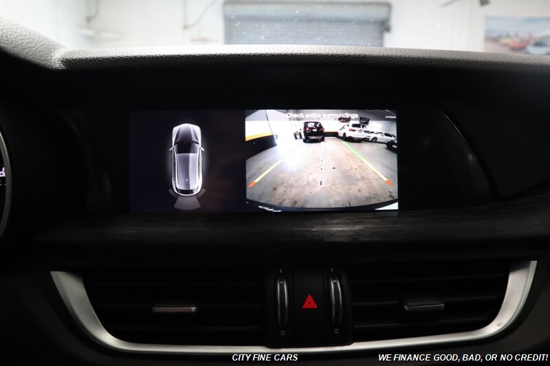 2020 Alfa Romeo Stelvio - Photo 22 - Panorama City, CA 91402