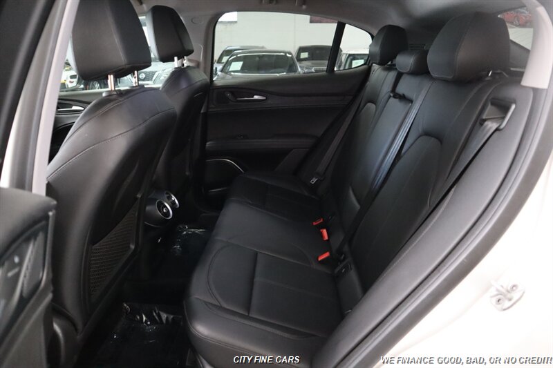2020 Alfa Romeo Stelvio - Photo 27 - Panorama City, CA 91402