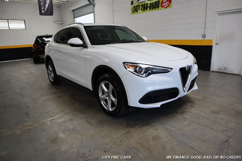2020 Alfa Romeo Stelvio - Photo 11 - Panorama City, CA 91402