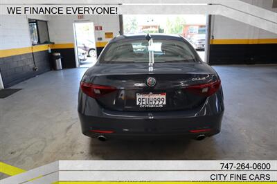 2019 Alfa Romeo Giulia - Photo 7 - Panorama City, CA 91402