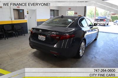 2019 Alfa Romeo Giulia - Photo 8 - Panorama City, CA 91402