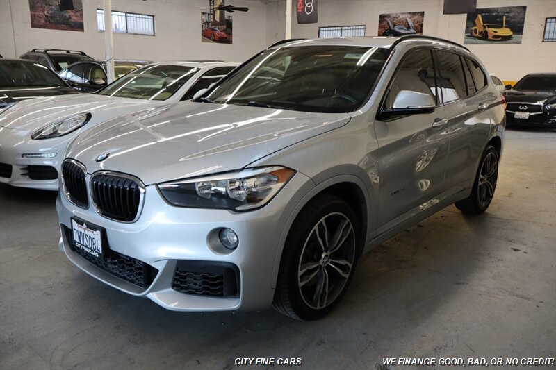 2017 BMW X1 28i photo 2