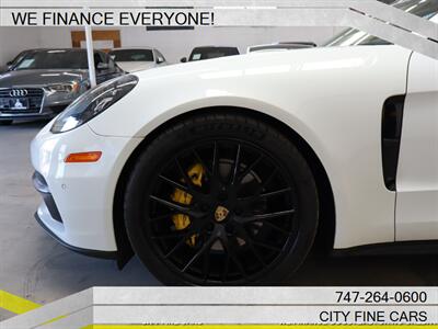 2018 Porsche Panamera 4   - Photo 3 - Panorama City, CA 91402