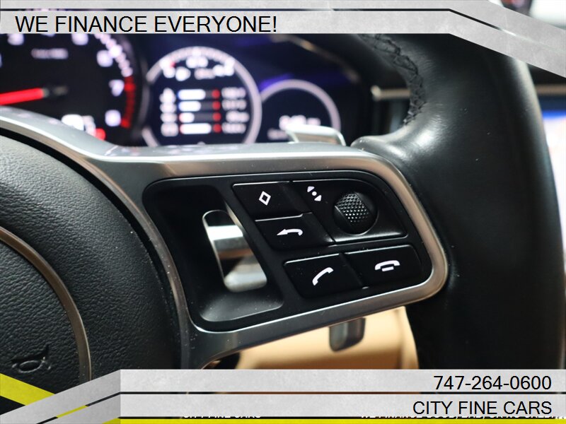 2018 Porsche Panamera 4 photo 48