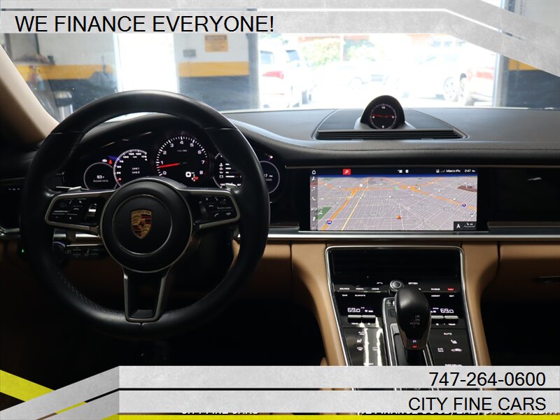 2018 Porsche Panamera 4 photo 44