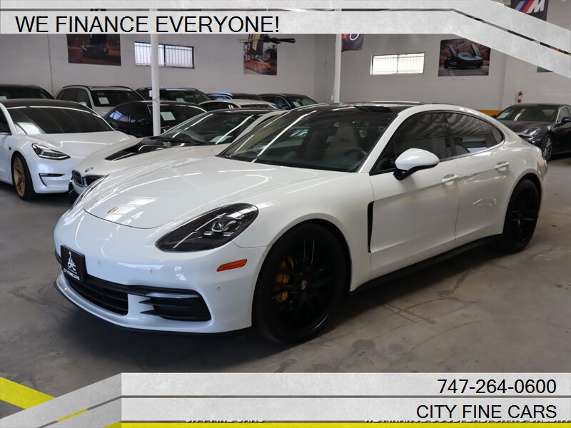 2018 Porsche Panamera 4 photo 31