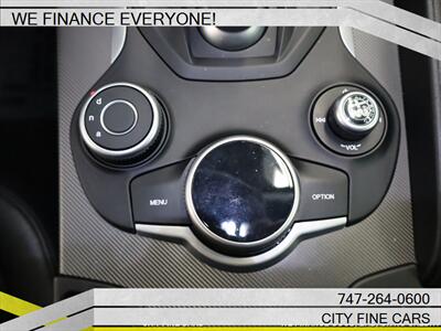 2017 Alfa Romeo Giulia   - Photo 23 - Panorama City, CA 91402