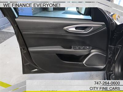 2017 Alfa Romeo Giulia   - Photo 15 - Panorama City, CA 91402