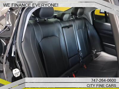 2017 Alfa Romeo Giulia   - Photo 28 - Panorama City, CA 91402