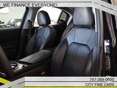 2017 Alfa Romeo Giulia   - Photo 26 - Panorama City, CA 91402