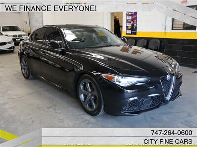 2017 Alfa Romeo Giulia   - Photo 13 - Panorama City, CA 91402