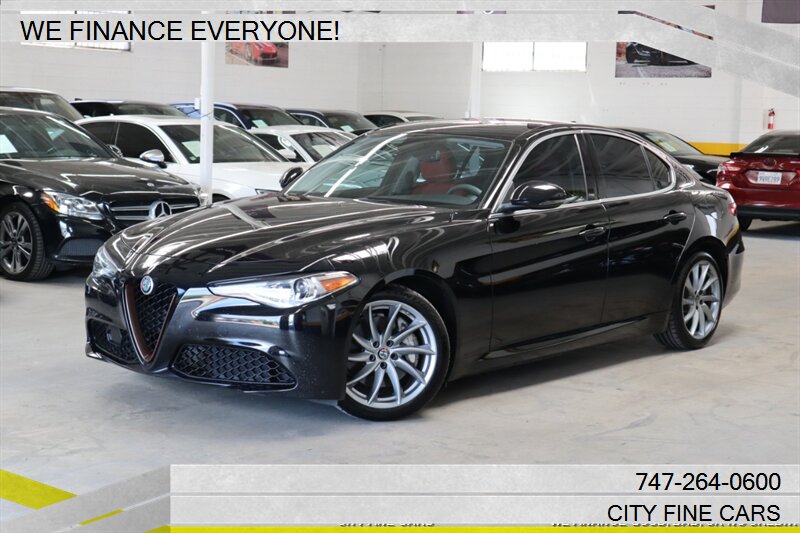 2018 Alfa Romeo Giulia Base