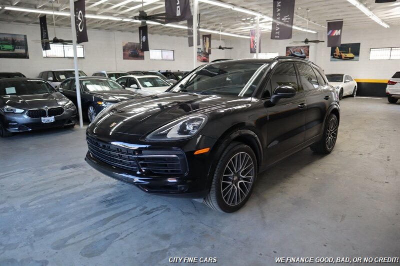 2019 Porsche Cayenne S - Photo 2 - Panorama City, CA 91402
