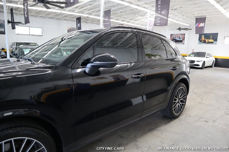 2019 Porsche Cayenne S - Photo 4 - Panorama City, CA 91402