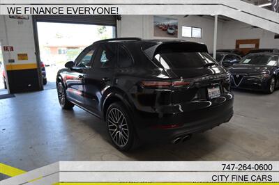2019 Porsche Cayenne S - Photo 6 - Panorama City, CA 91402
