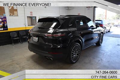 2019 Porsche Cayenne S - Photo 8 - Panorama City, CA 91402