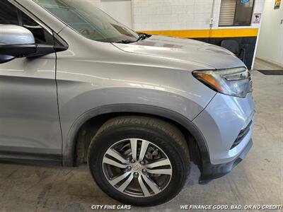 2017 Honda Pilot EX   - Photo 14 - Panorama City, CA 91402