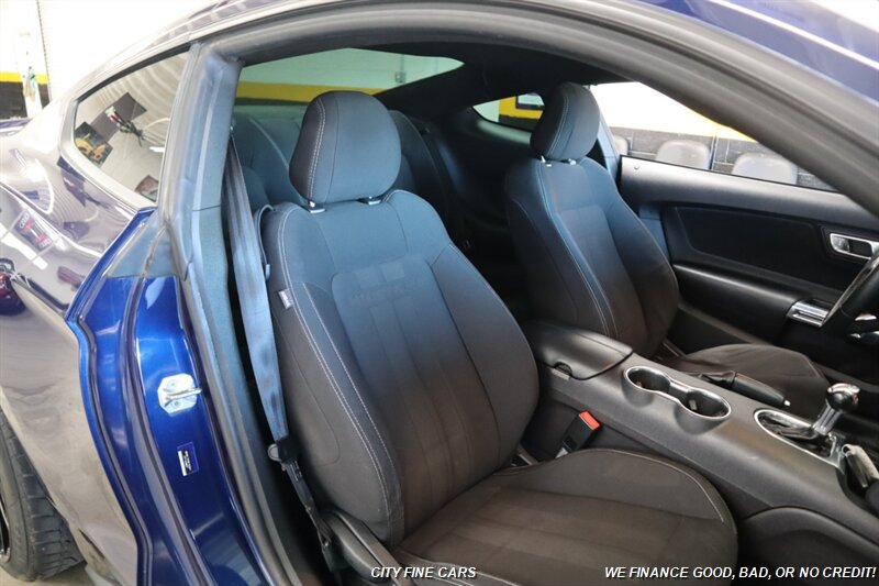 2019 Ford Mustang EcoBoost - Photo 31 - Panorama City, CA 91402