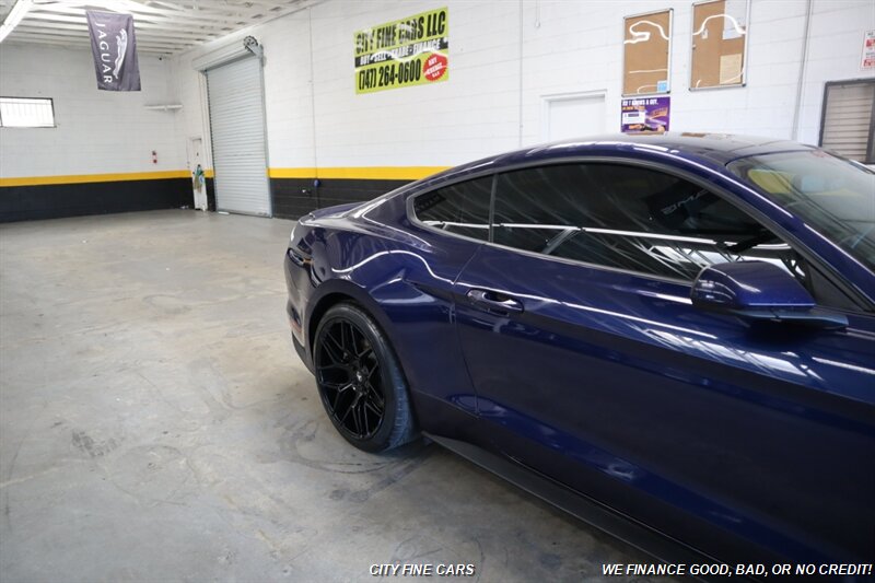 2019 Ford Mustang EcoBoost - Photo 10 - Panorama City, CA 91402