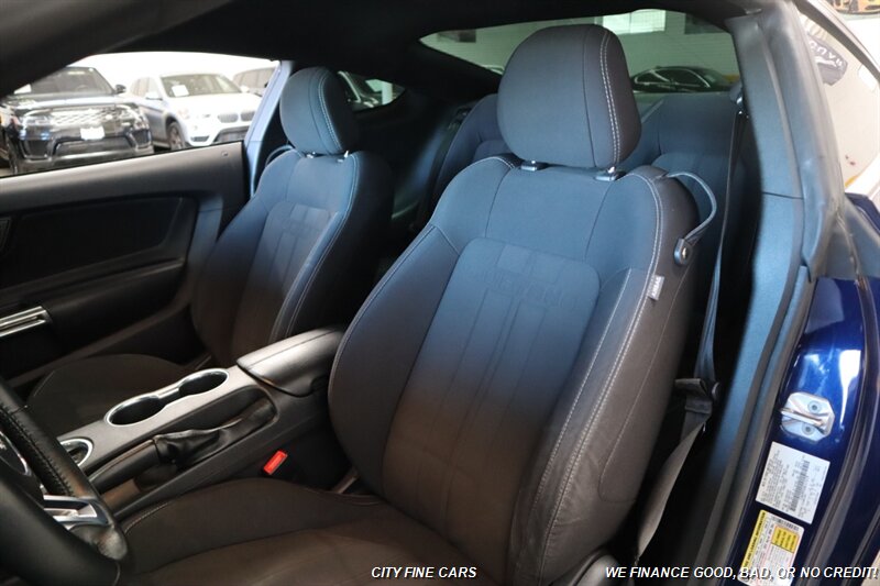 2019 Ford Mustang EcoBoost - Photo 26 - Panorama City, CA 91402