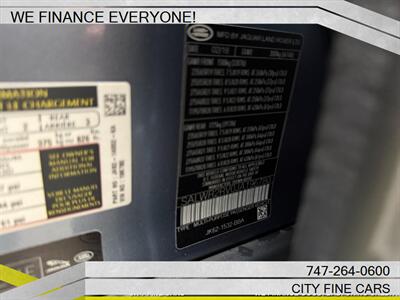 2018 Land Rover Range Rover Sport HSE   - Photo 38 - Panorama City, CA 91402