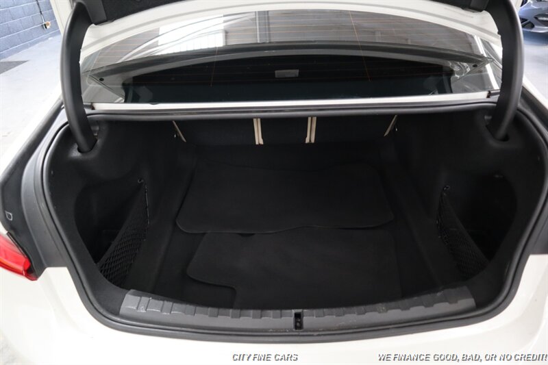 2020 BMW 330i - Photo 12 - Panorama City, CA 91402